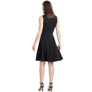 NATORI Black Sleeveless Miki Skater Flare Dress Size 10 Textured Work Party Date